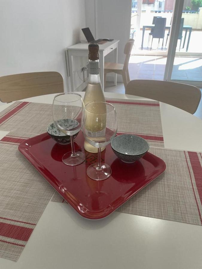 Encantador Piso Con Terraza Y Piscina Apartment เบนัลมาเดนา ภายนอก รูปภาพ