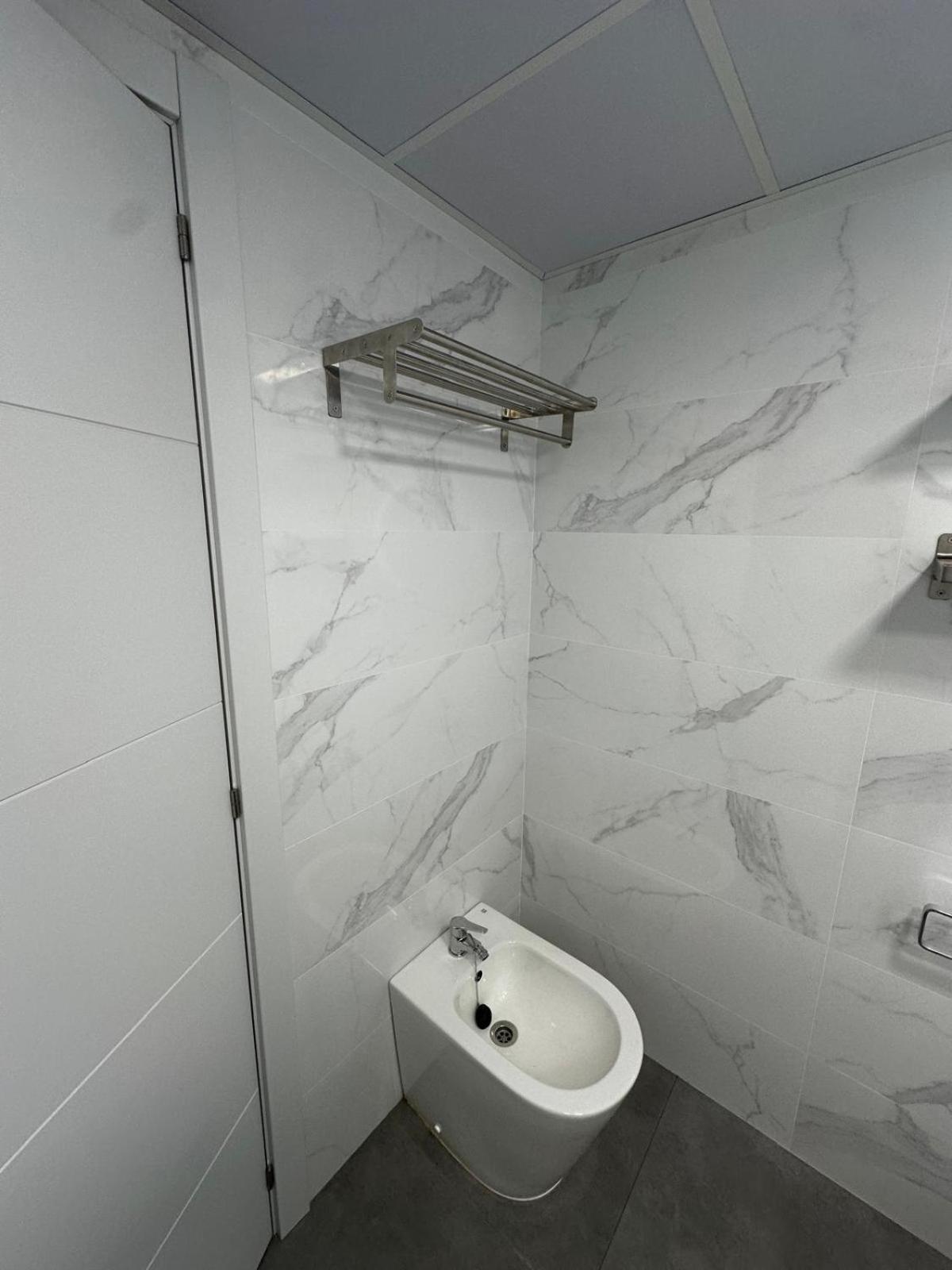 Encantador Piso Con Terraza Y Piscina Apartment เบนัลมาเดนา ภายนอก รูปภาพ